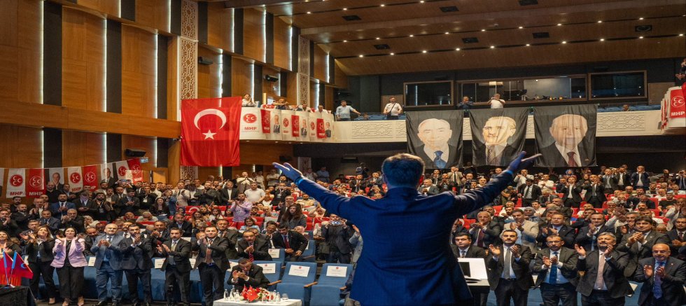MHP Esenler'de Alican Erdoğan Güven Tazeledi